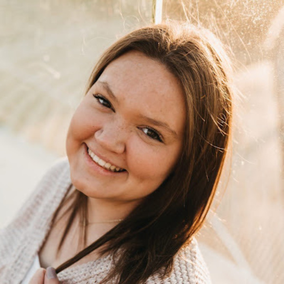 Meet your Posher, Mckenna - Picture 1 of 1